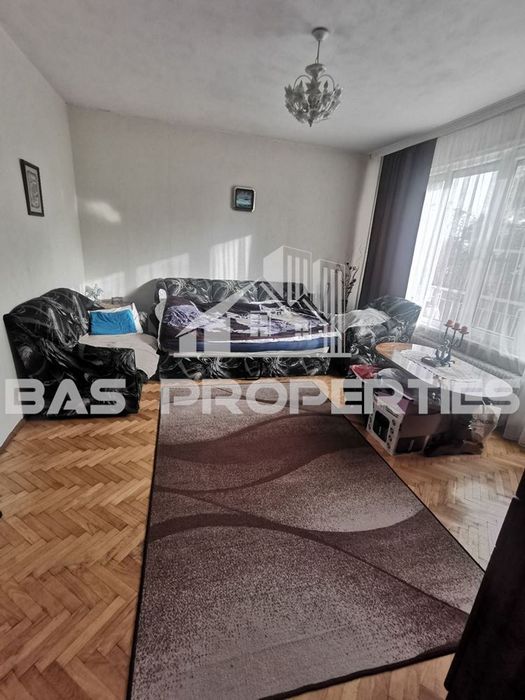 2-стаен в София-Толстой площ 61