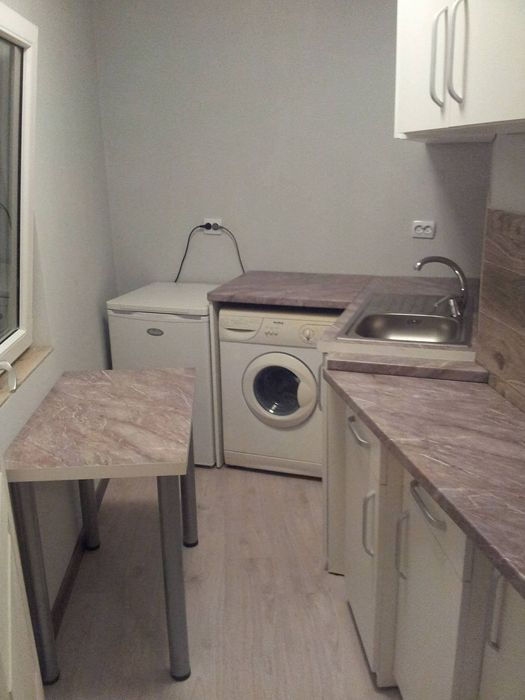 Garsoniera de închiriat