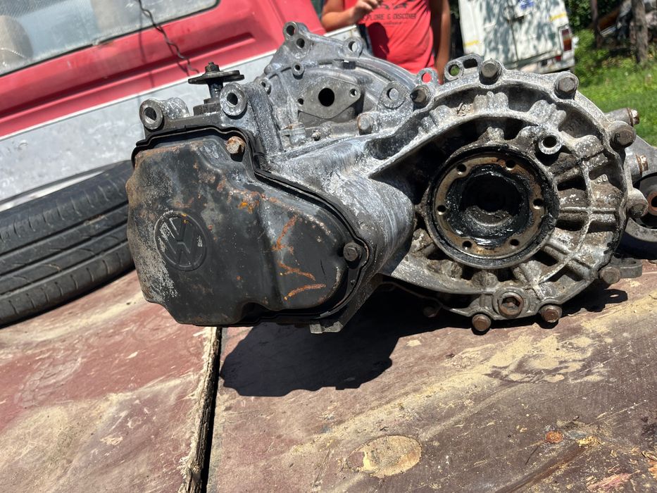 Cutie viteze VW T4  syncro