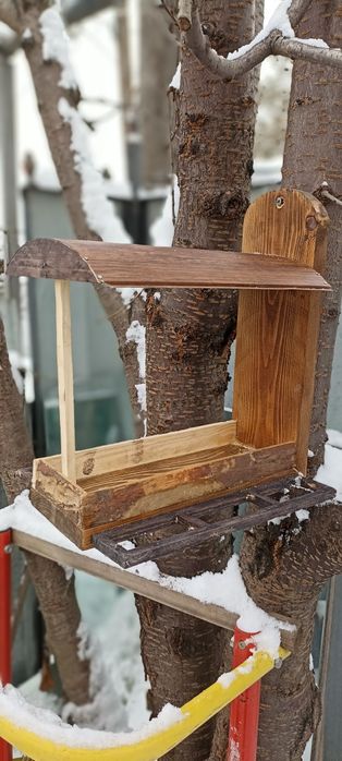 Кормушка для птиц