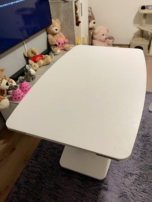 Masa Living • Bucatarie • Hol