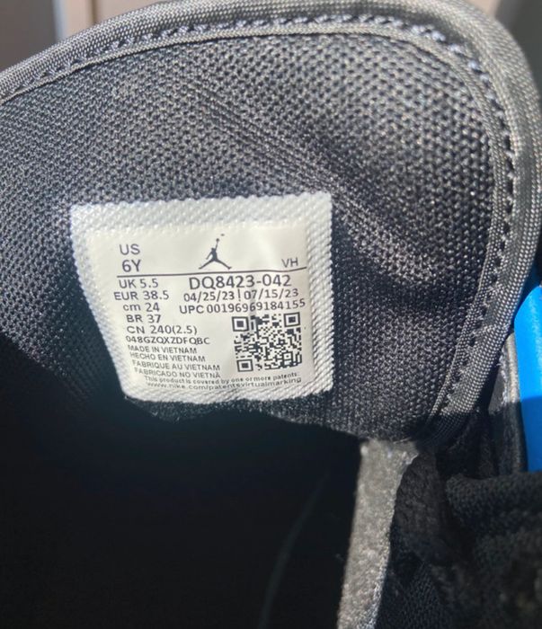 Air Jordan 1 Mid