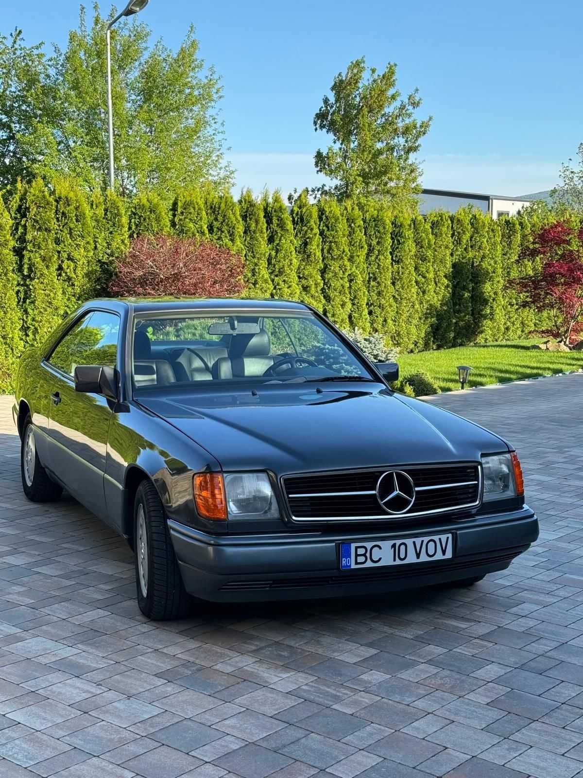Mercedes W123 CE coupe