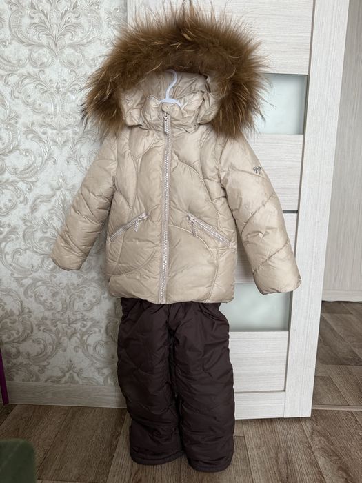 Продам комплект зимний для девочек