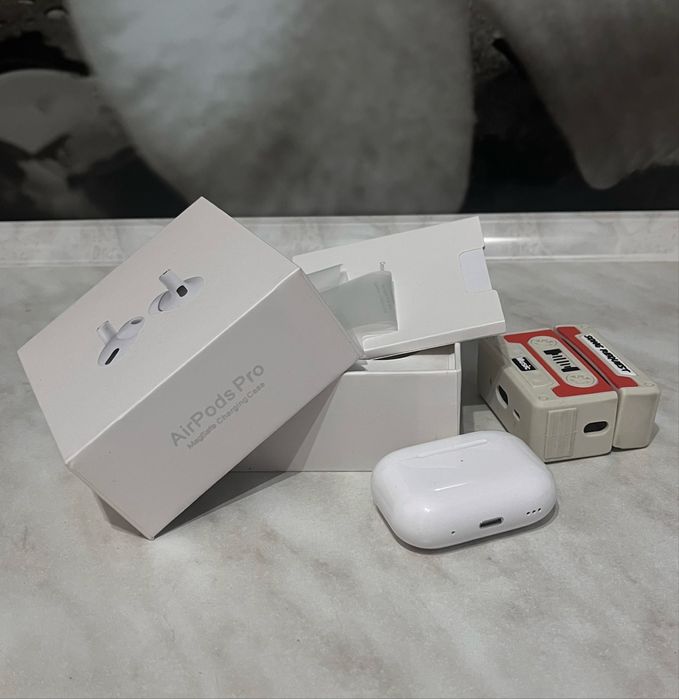 Продам новые наушники