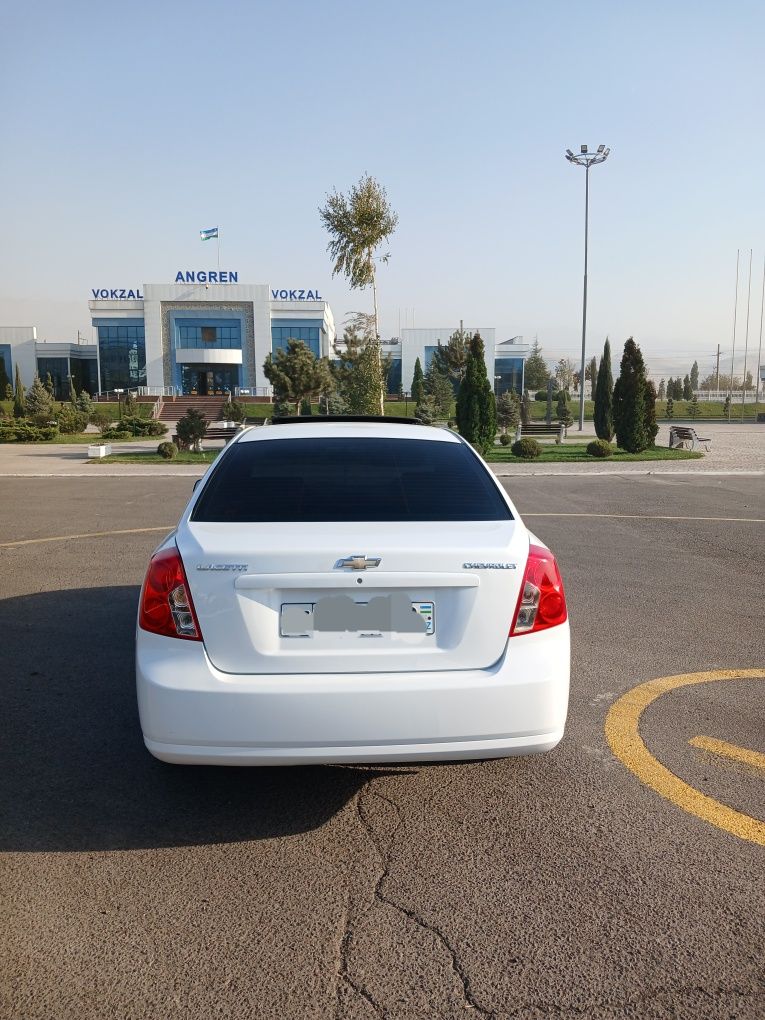 Джентра автомат 3 позиция, абс, люк