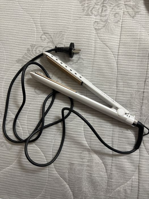 Продается выпрямитель для волос