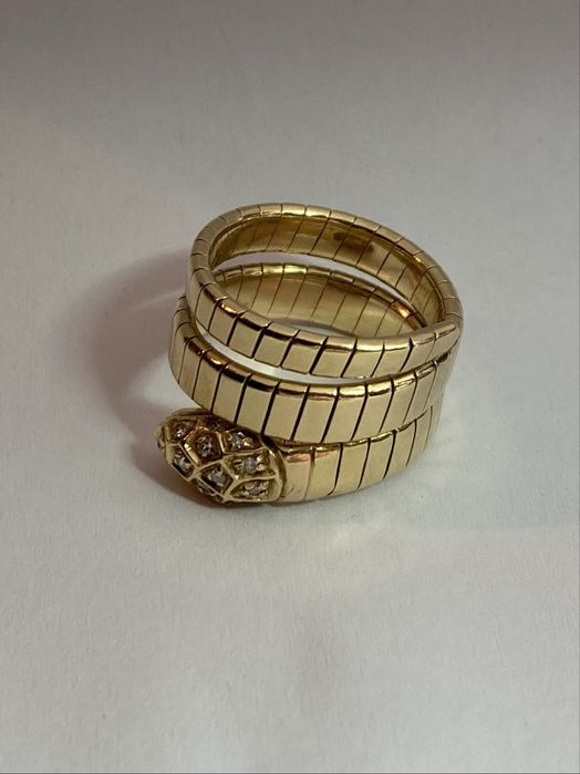 Inel aur 18kt.cu diamante