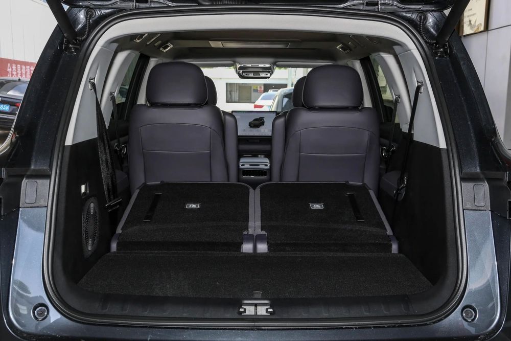 Leapmotor C16 280  restyling hybrid