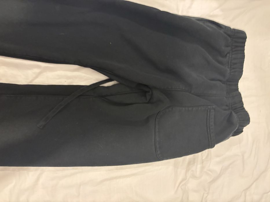 pantaloni essential negrii