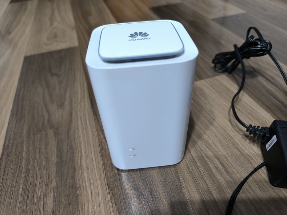Router 4G Huawei cu cartela SIM decodat