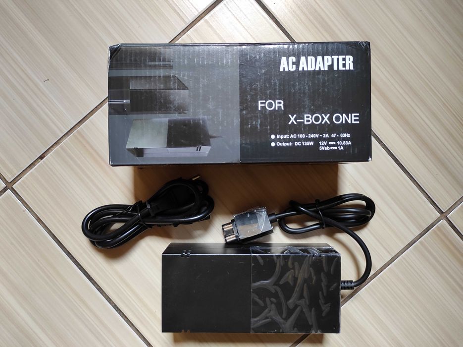 Alimentator Xbox One produs nou