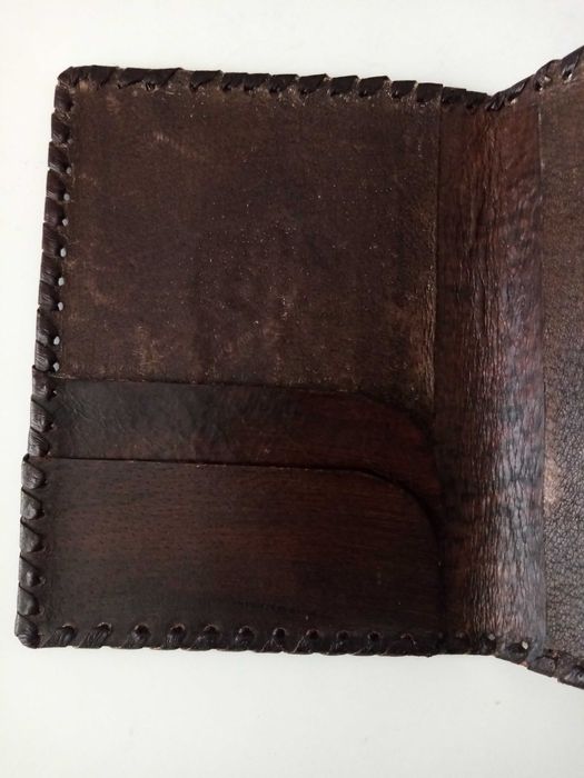 Калъф за тефтер или книга от естествена кожа.