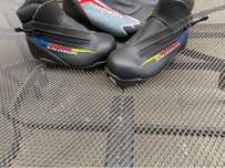 Clapari / ghete schi fond Salomon Noi Equipe JR Pilot nr 27 copii