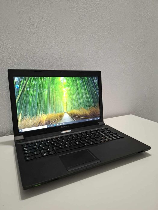 Laptop la 350 lei i3 cu ssd