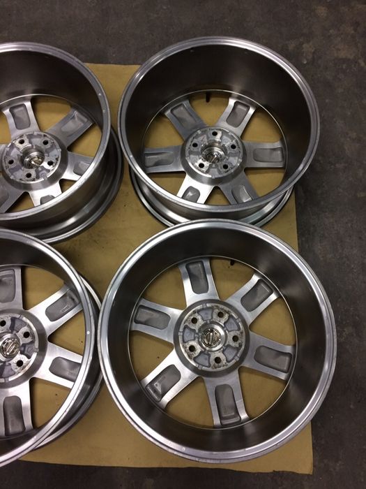 Jante nissan pe 18 5x114,3