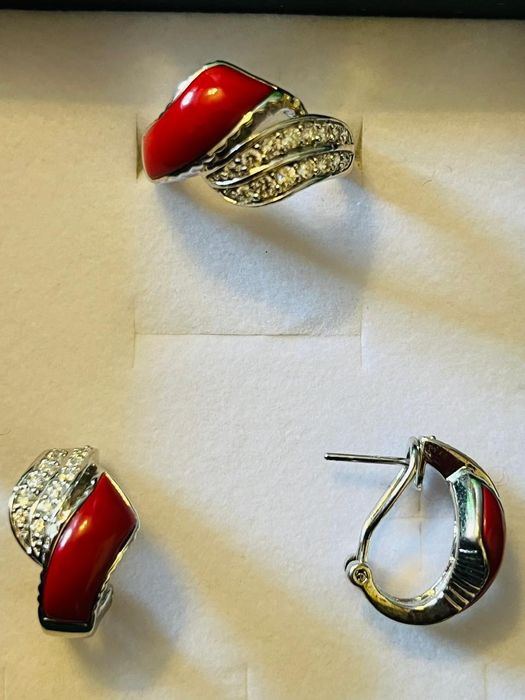 Комплект из серебра серьги и кольцо 925 проба