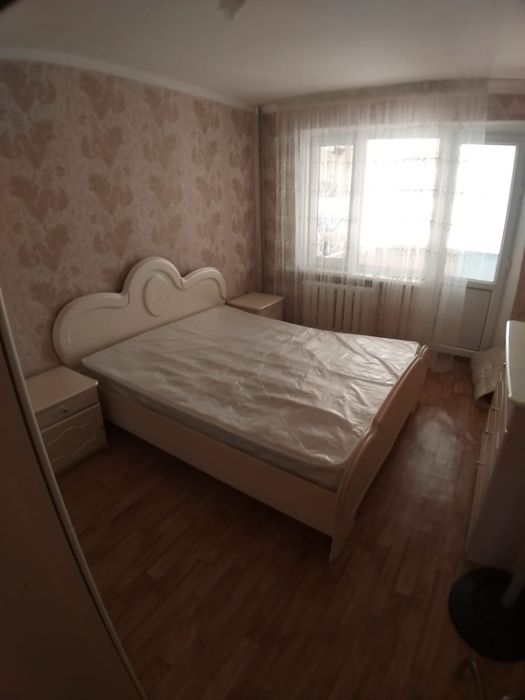 Продается спальный гарнитур