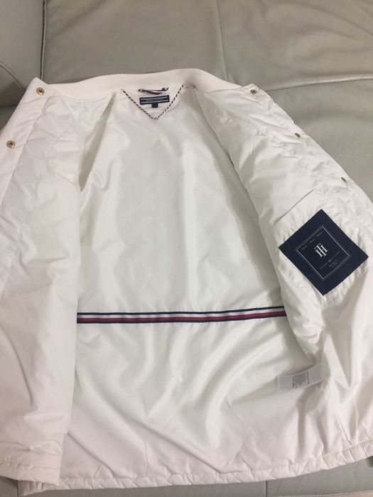 Дамско яке Tommi Hilfiger