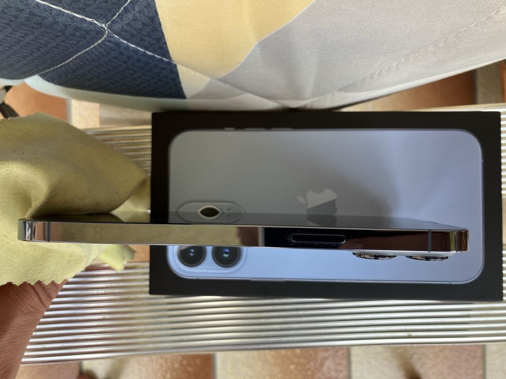 iPhone 13 pro max 128gb Като нов!