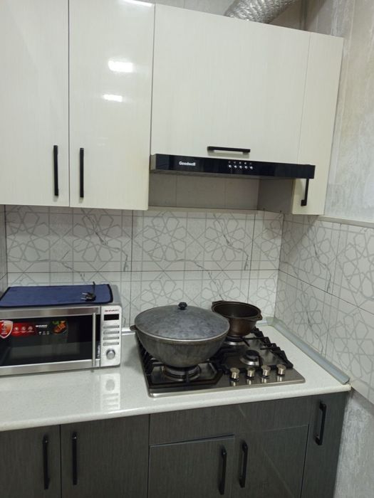 Продаётся квартира Юнусабад 15кв 2/1/4