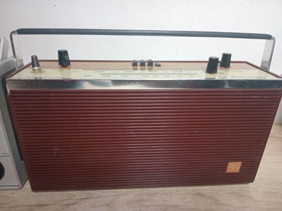 Radio vintage ,anii ' 70- functionale