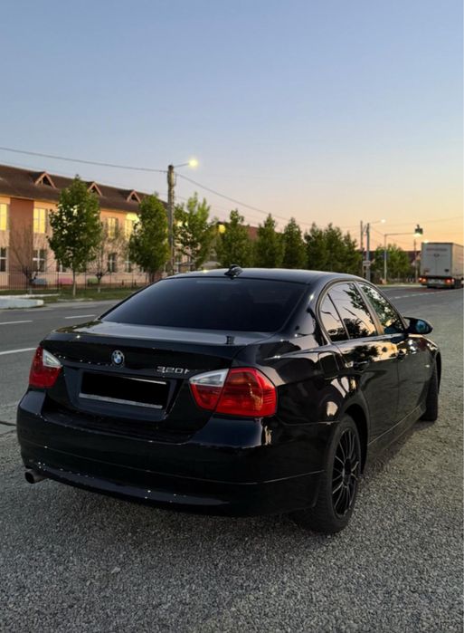 Bmw e90 320i automat