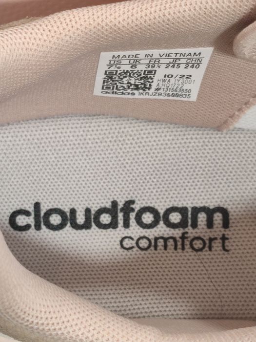 Vând adidas noi nouți