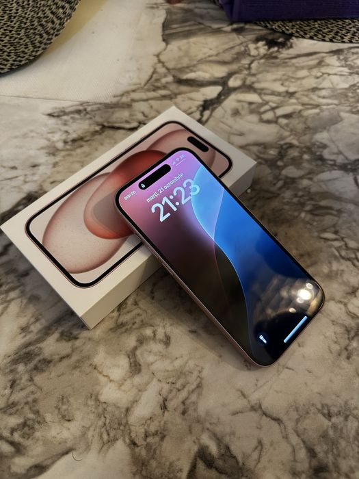 Iphone 15 128 gb 100% baterie