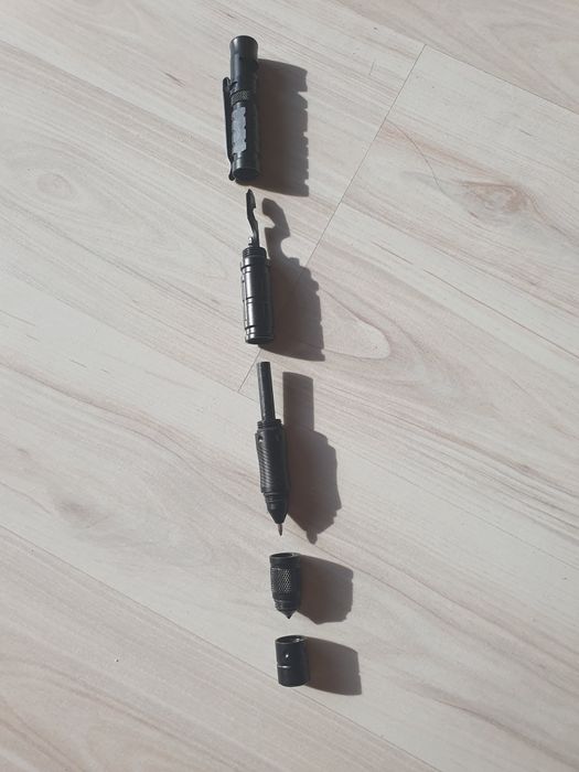 Multitool pen, pix multifuncțional cu 9 functii