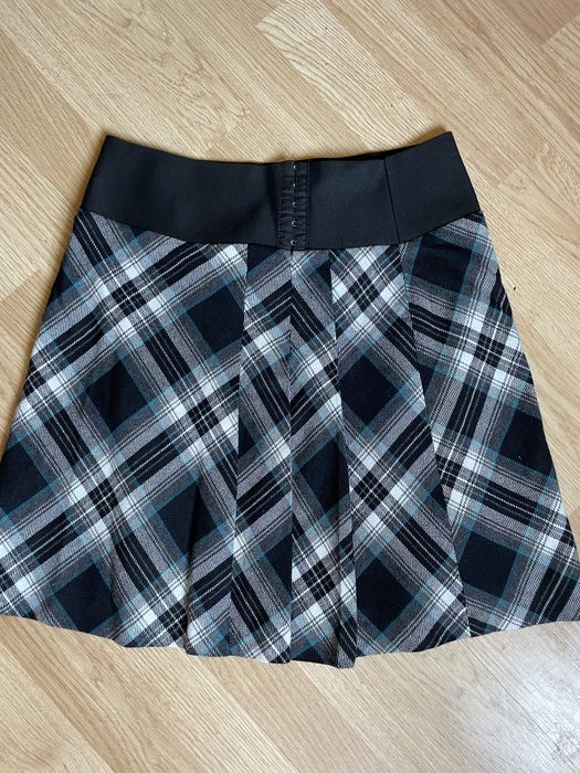 Fusta elastica in talie