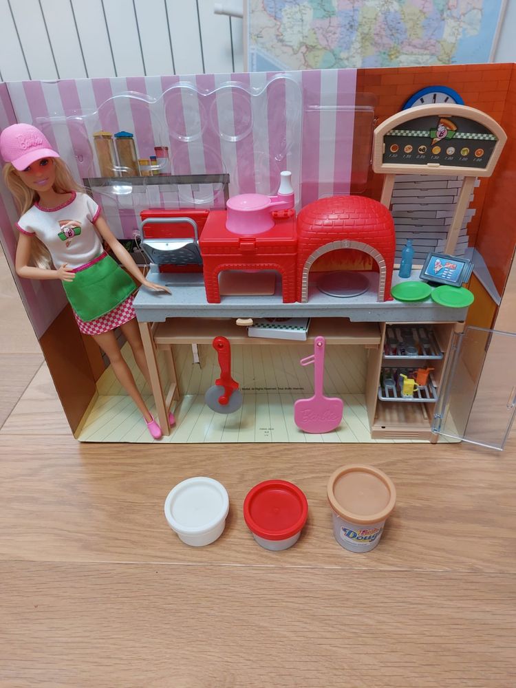 Papusa Barbie Pizza Chef