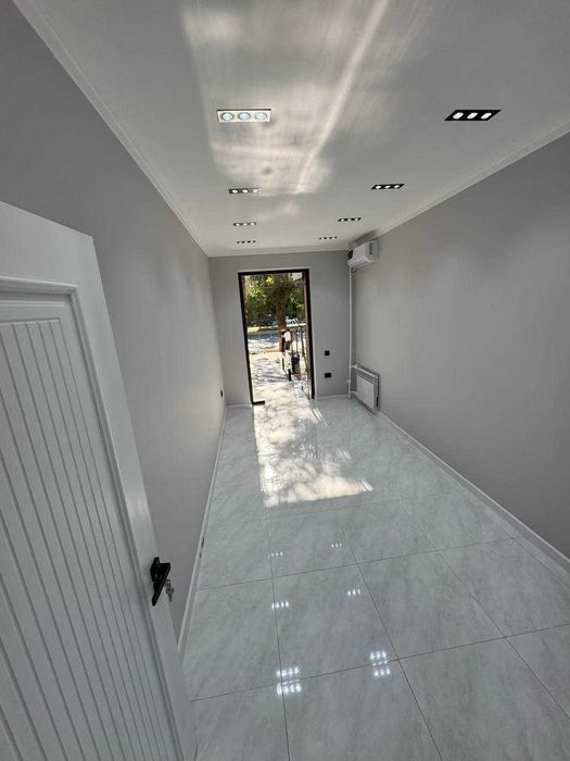 Продается нежилое офис(ofis) Чиланзар 8 квартал 75м2