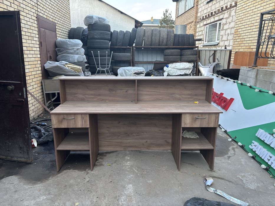 Барная стойка , стейшин для кассы