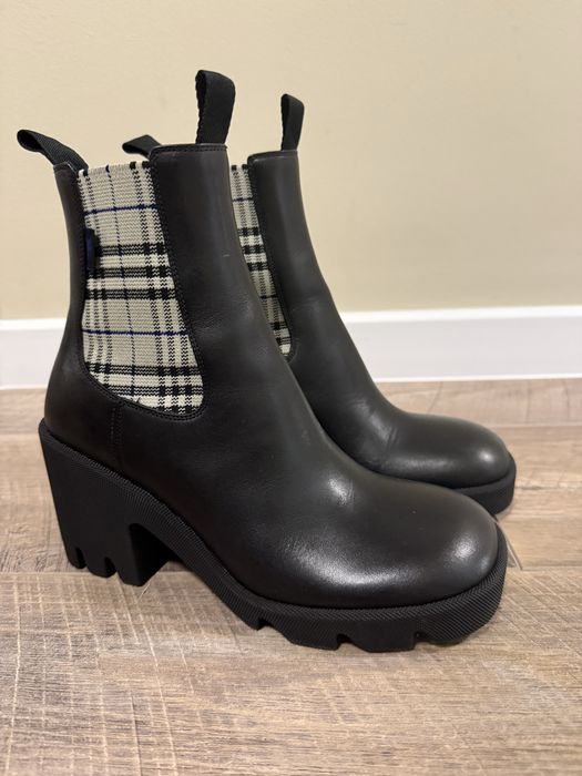 Оригинални кожени боти Burberry