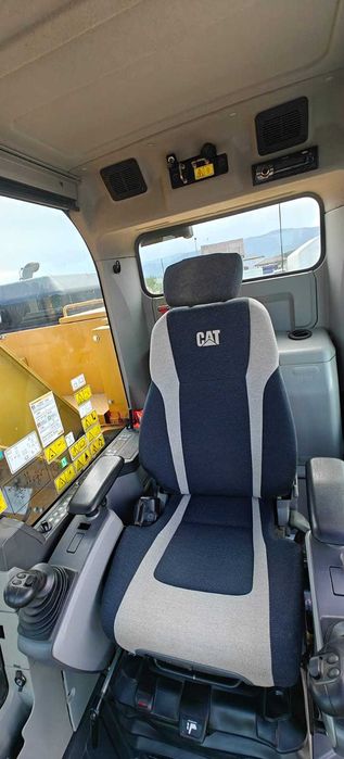 Excavator Caterpilar 325 FLCR