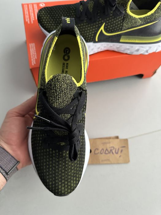 Nike Infinity Run Flyknit Sonic Yellow