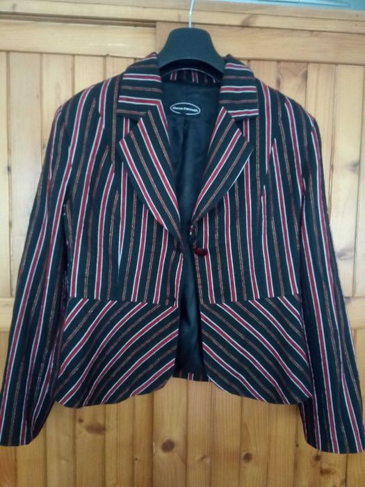 Sacou, cu dungi si fir auriu