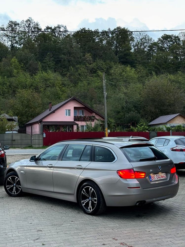 BMW 525d// x drive// 2.0diesel// 218cp// panoramic// head up display