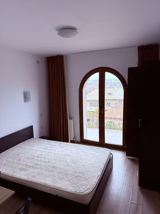 Cazare muncitori/Persoane fizice camere individuale cu baie - central