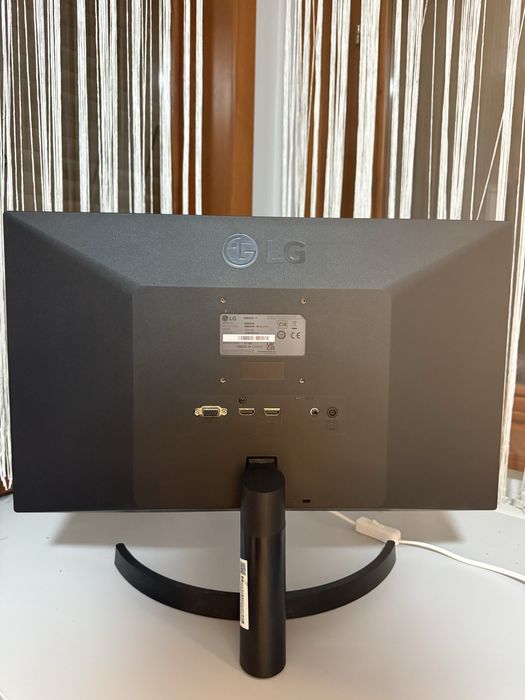 Монитор LG 22MK600M-B