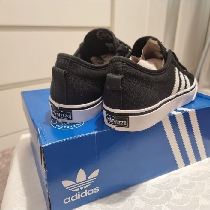 Adidasi  adidas nizza
