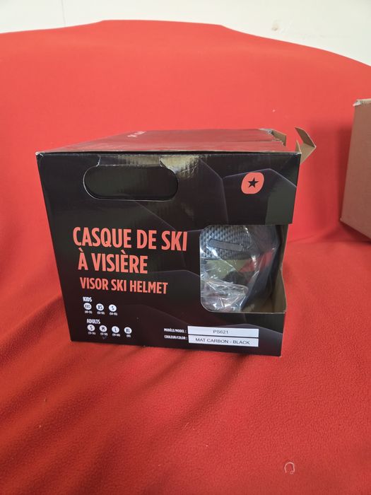 Vand casca de sky.noua.neagra.