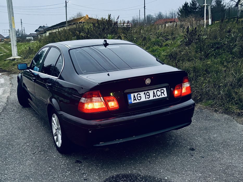 BMW E46 •163 CP •Xenon •Volan M •Mecanică Impecabilă •Întreținut Brici