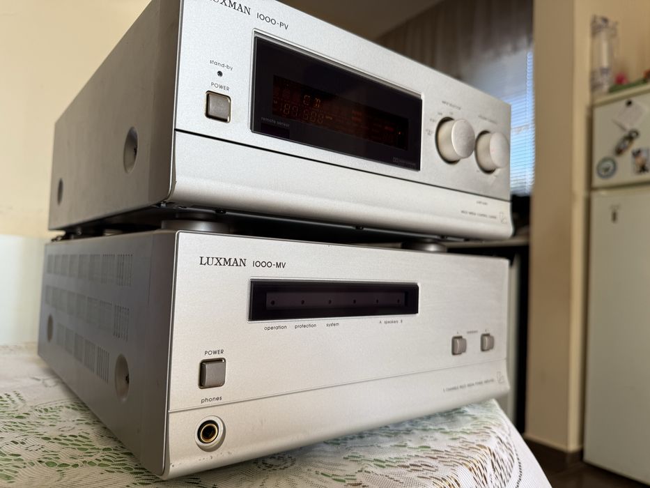 Luxman 1000 PV 1000 MV качествени компоненти