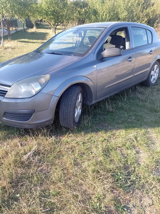 Vând Opel Astra H