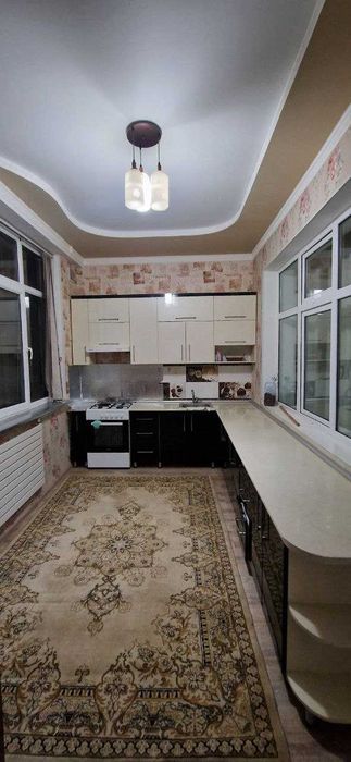 Сдам в аренду 6 комнатный+кухня дом 6 соток свой недалеко от Food city