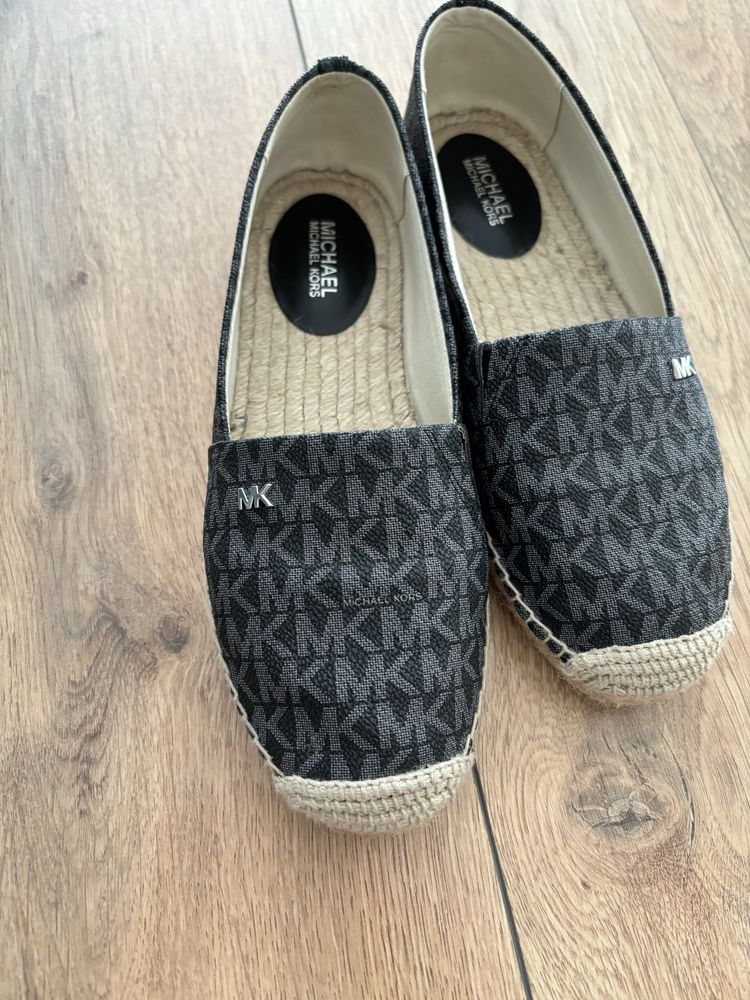 Michael Kors еспадрили