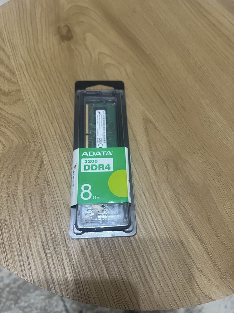 Vand plăcută de ram ADATA 8GB Ram ddr4 3200mhz
