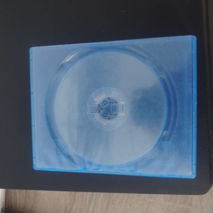 PlayStation 4 , negociabil